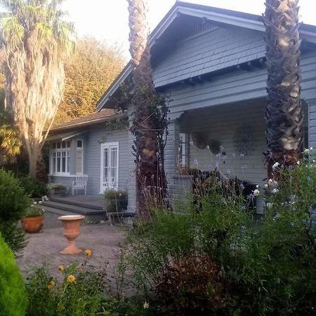 Irongate Retreat Acomodação com café da manhã Hastings Exterior foto