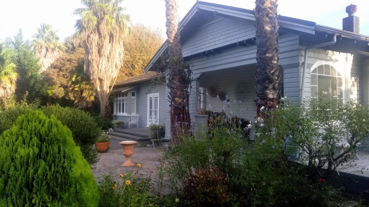 Irongate Retreat Acomodação com café da manhã Hastings Exterior foto